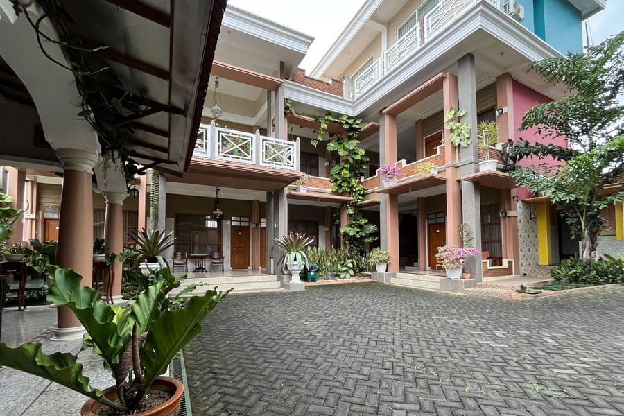 Urbanview Syariah Hotel Kanigara Batu