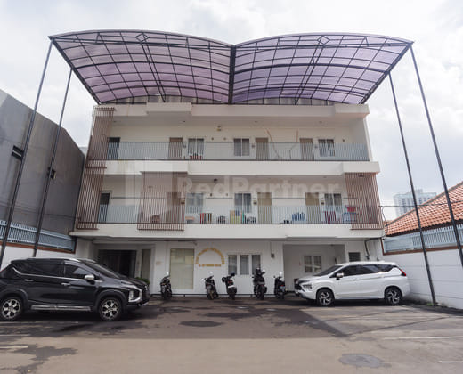 Family Residence Mitra RedDoorz