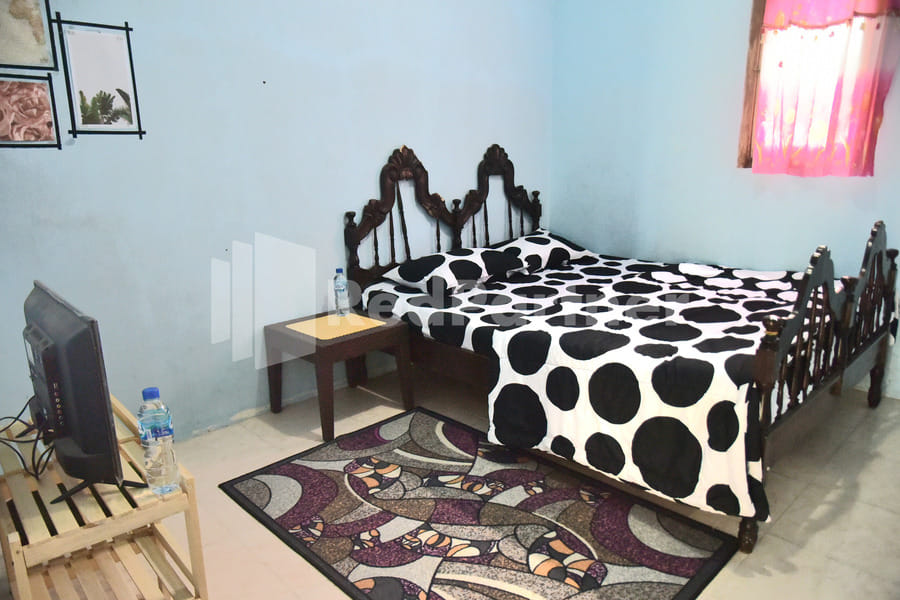 RedDoorz @ Fanta Homestay Lumajang