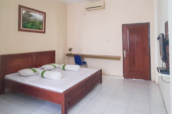 RedDoorz Syariah @ Penginapan Sederhana Palembang