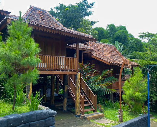 Lembah Mbalong Resort Mitra RedDoorz Near Exit Tol Singosari