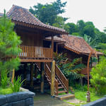 Lembah Mbalong Resort Mitra RedDoorz Near Exit Tol Singosari