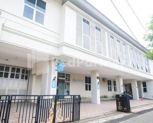 Griya Loka 2 Syariah Near Simpang Lima Mitra Reddoorz