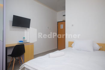 River House Mitra RedDoorz