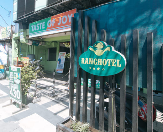 RedDoorz @ Ranchotel Bayanan Alabang