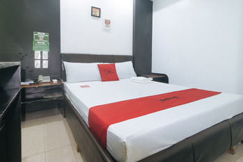RedDoorz @ Ranchotel Bayanan Alabang