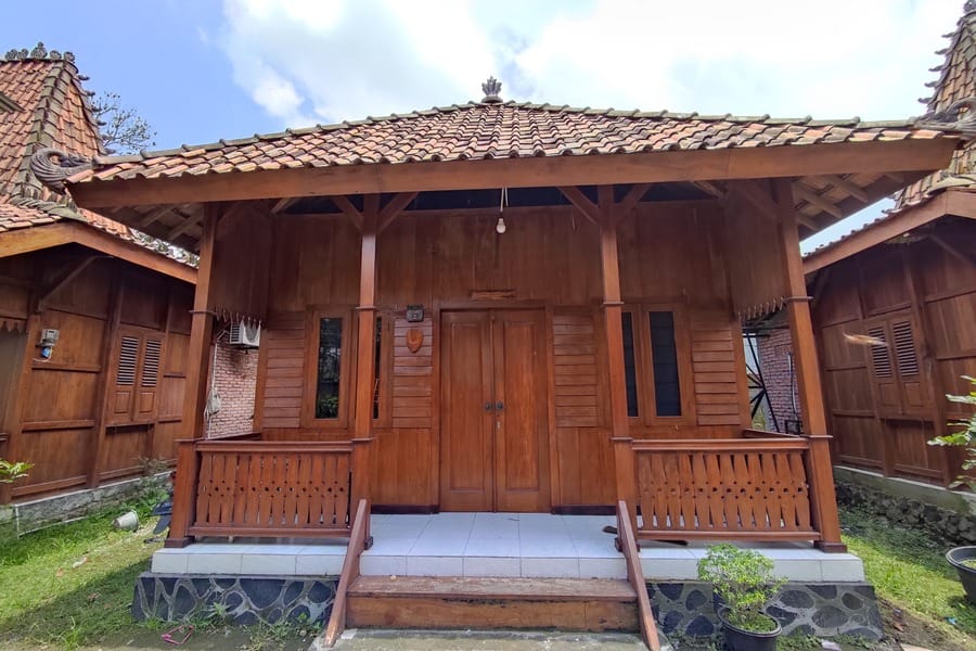 Omah Joglo Sukorejo RedPartner