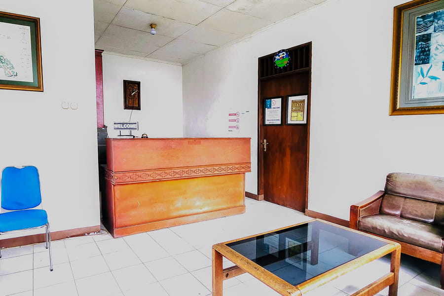 RedDoorz near Pasar Cipanas