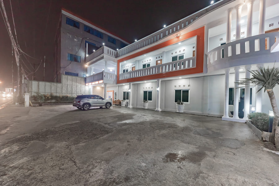 RedDoorz @ Hotel Arwana Tugu Puncak