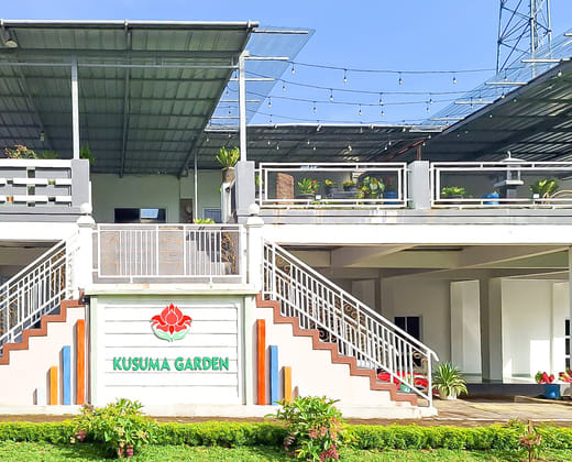 Urbanview Hotel Kusuma Garden Cianjur