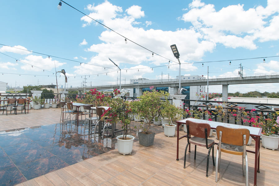 RedDoorz near LRT 2 Antipolo Station