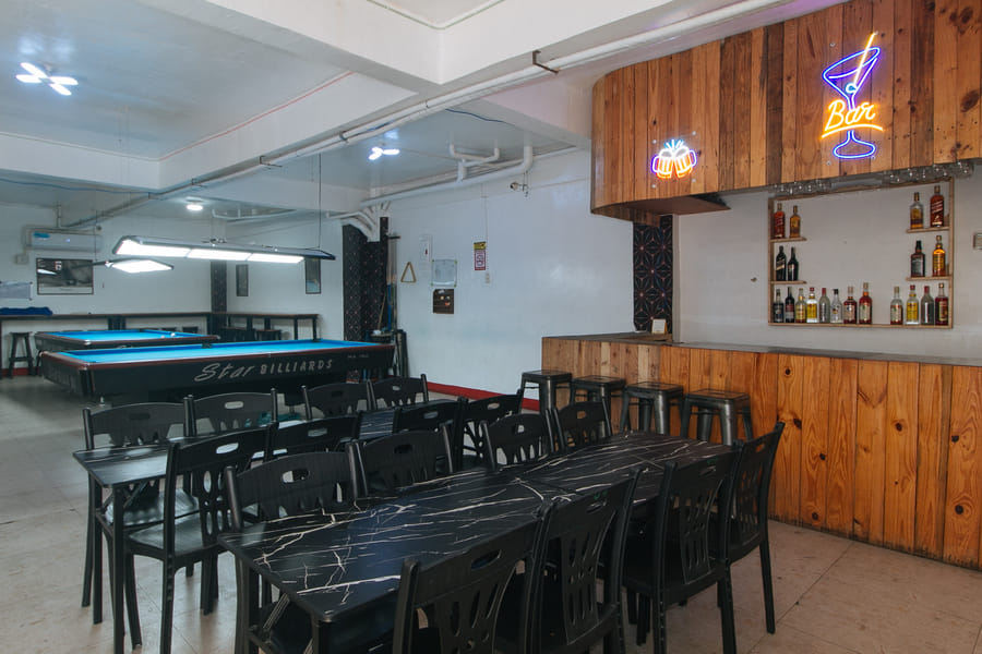 RedDoorz @ Western Bicutan Transients Inn