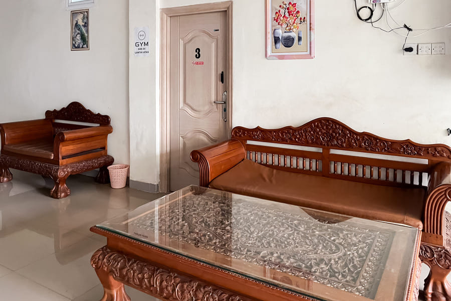 RedDoorz Lotte near PTC MALL