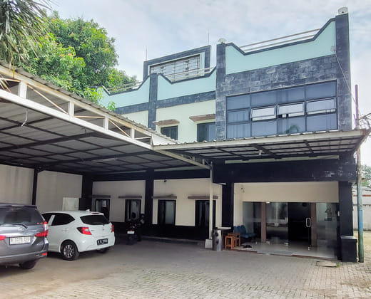 Ni Hotel Syariah Bandara Soekarno Hatta Mitra RedDoorz
