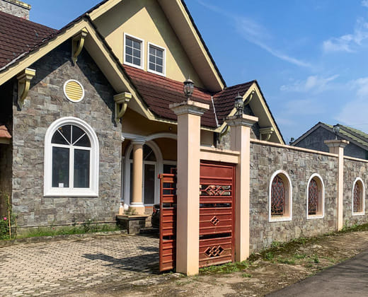 Urbanview Hotel Villa Q Gisting by RedDoorz