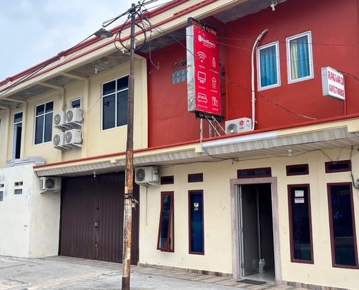 RedDoorz near Jalan Perintis Kemerdekaan Lampung.