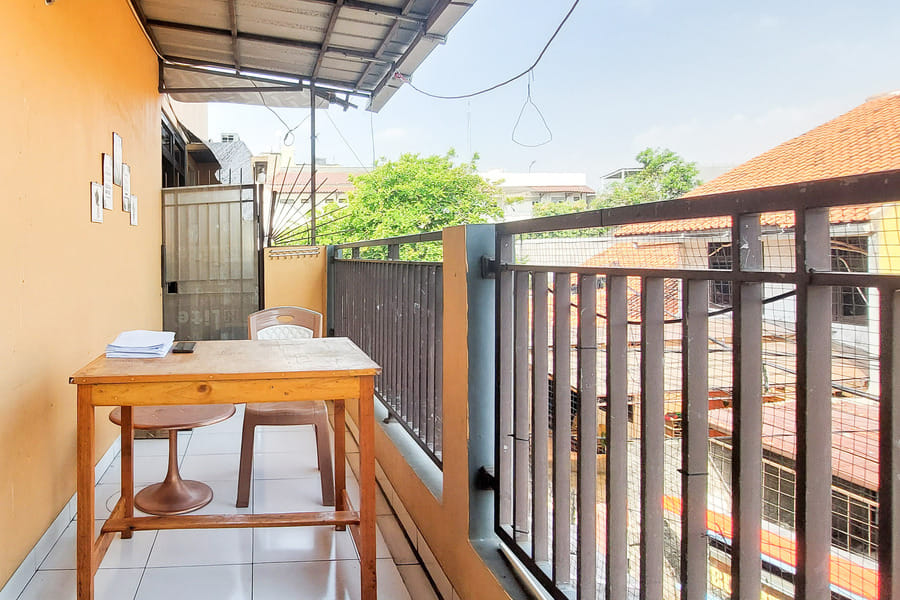 Pondok Gede Dkost Syariah Mitra RedDoorz