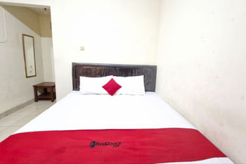 Reddoorz @Griya Kampar Madiun