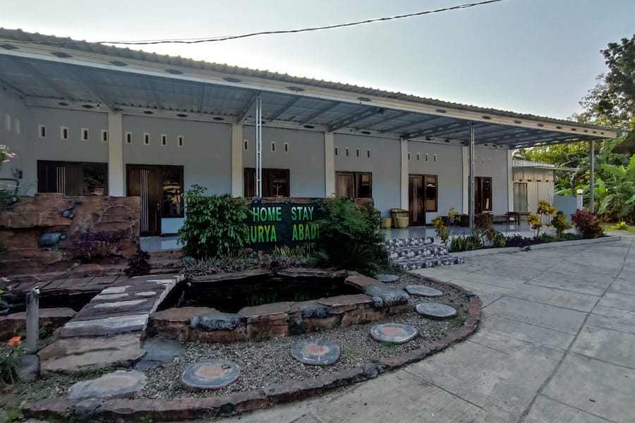 Surya Abadi Homestay Syariah RedPartner