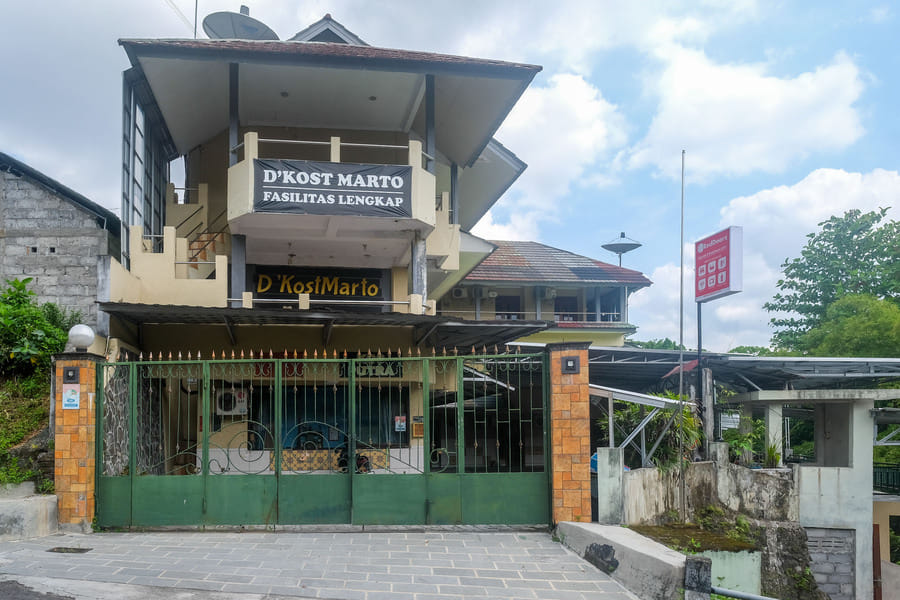 RedDoorz Syariah @ De KostMarto UTY