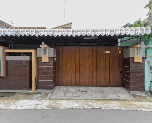 Reddoorz Syariah @ House Of Melati Kepanjen
