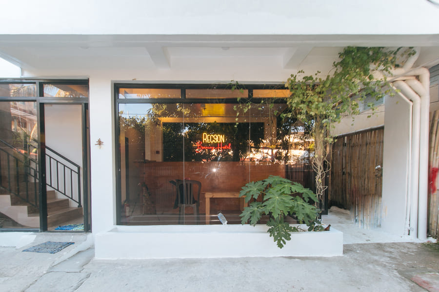 RedDoorz @ Boracay Hostel
