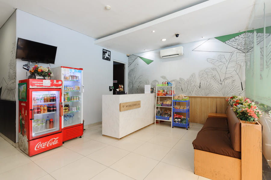 RedDoorz Plus near Grand Indonesia Jakarta