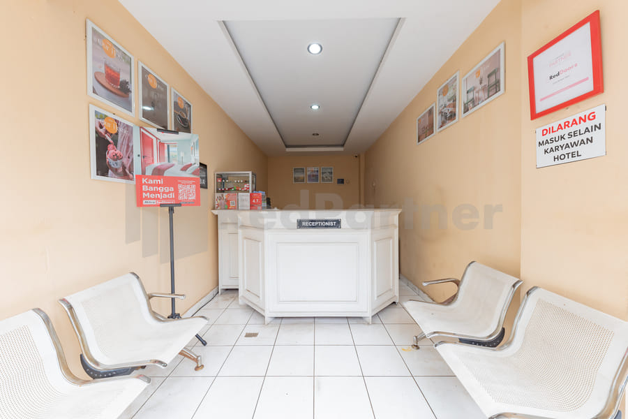 Rossan Villa Hotel near Kampus UPI Setiabudhi