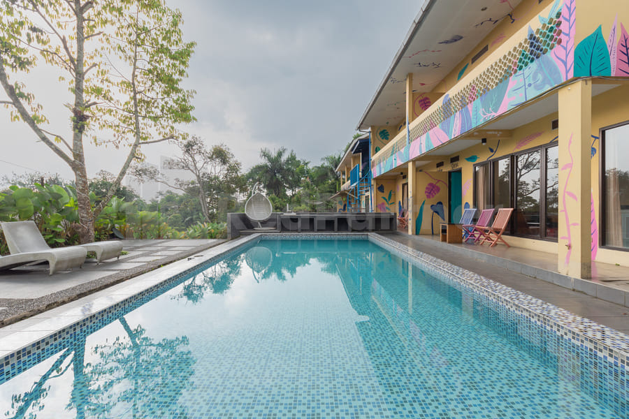 Villa d'Oasis 2 Puncak Mitra RedDoorz