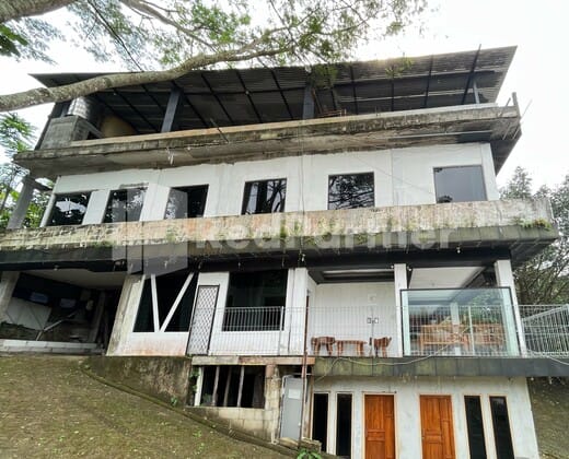 Villa A2 Trawas RedPartner