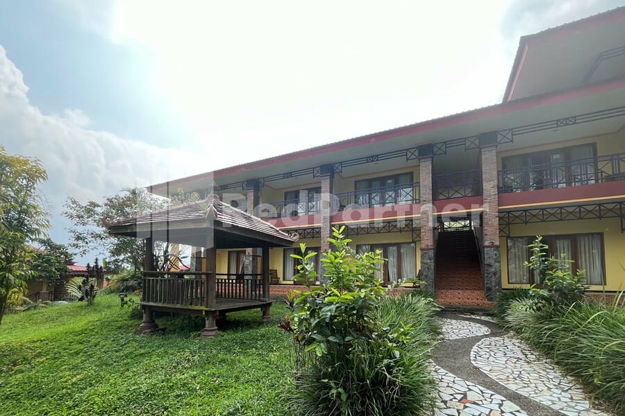 Grand Pujon View Hotel and Resort Mitra RedDoorz