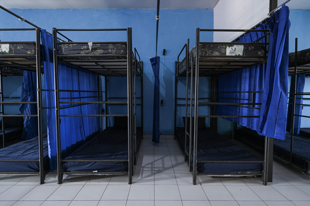 RedDoorz Bunk Bed with Sharing Bathroom
