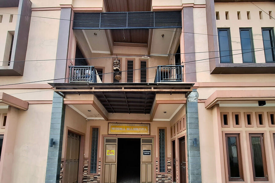 RedDoorz Syariah Near Exit Toll Pekalongan 2