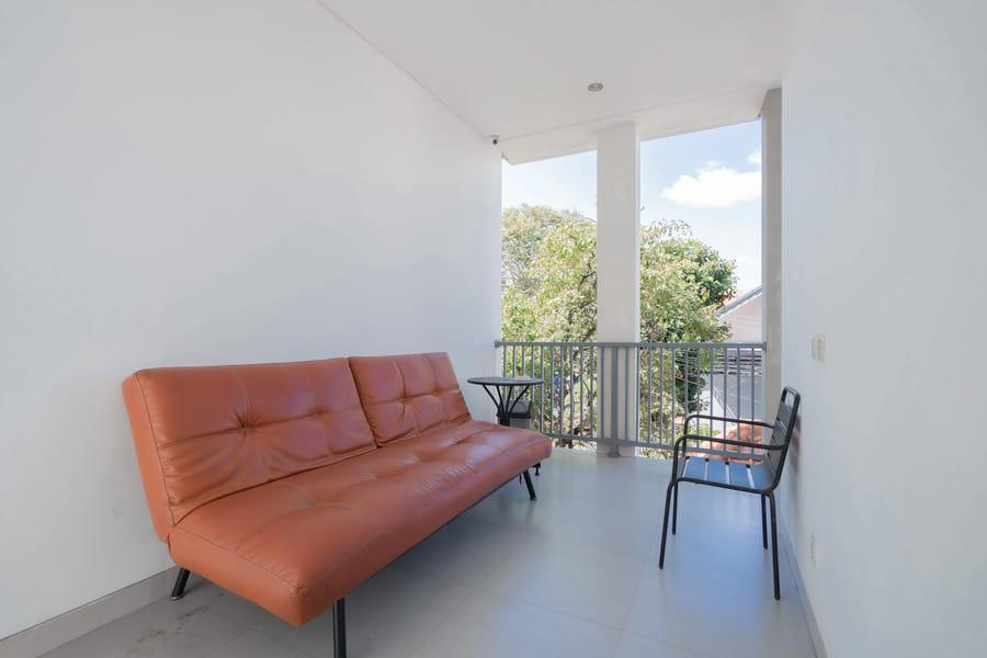 RedDoorz Plus @ Kencana Residence Jimbaran