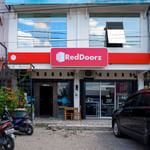 RedDoorz near RSUD Kota Mataram
