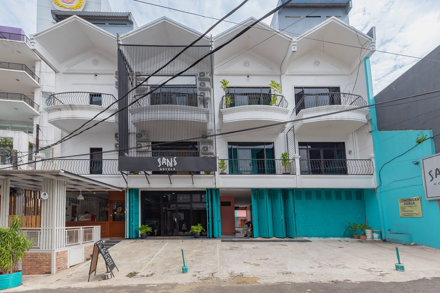 Sans Hotel Suryakencana Bogor