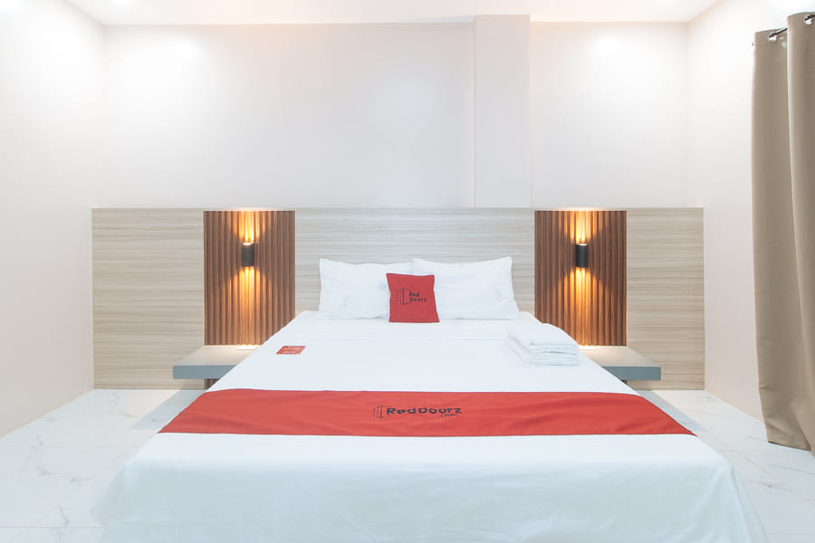 RedDoorz @ Happy Stay Apartelle