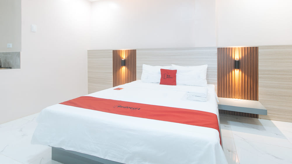RedDoorz Room