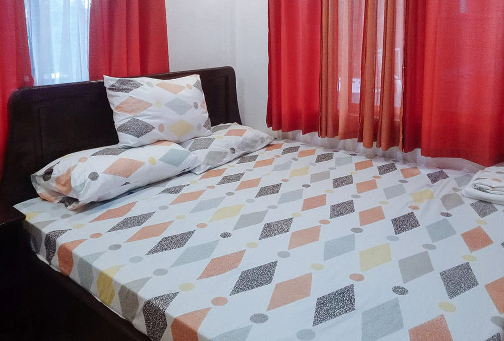 RedDoorz Standard Room