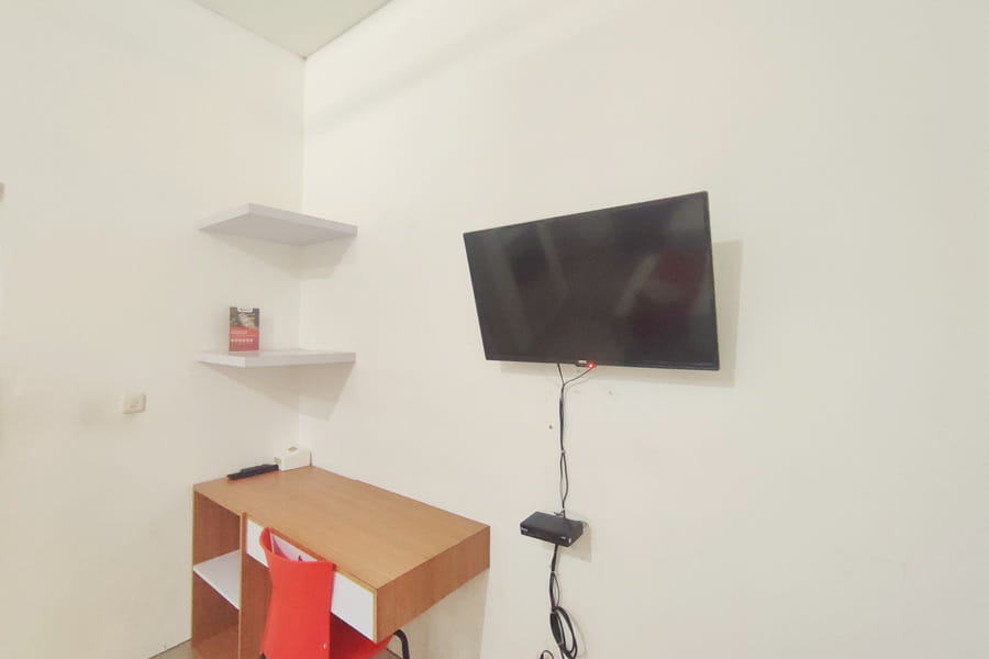 RedDoorz Syariah Near Simpang Lima Semarang