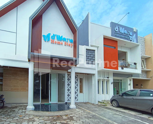 D'Waru Homestay Syariah near Jl Slamet Riyadi Mitra RedDoorz