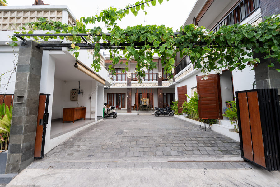 RedDoorz Plus @ Yasa’s Living Denpasar