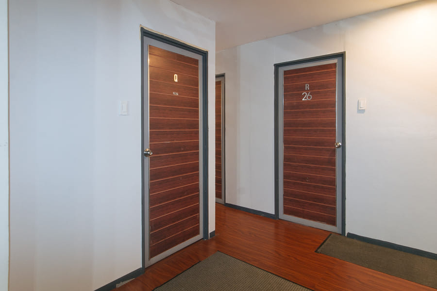 Reddoorz @ Prince Hotel near NAIA T1