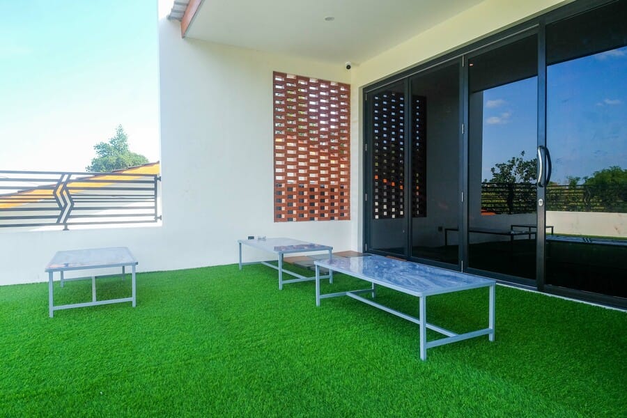 Urbanview Hotel Nardis Living near UMY