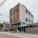 Urbanview Bale Puri Indah
