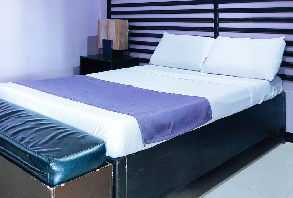 RedDoorz Deluxe Room