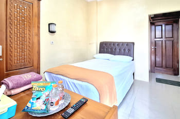 Griya Pradipa Syariah Near Balai Kota Batu Mitra RedDoorz