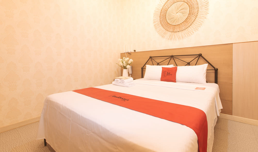 RedDoorz Standard Room