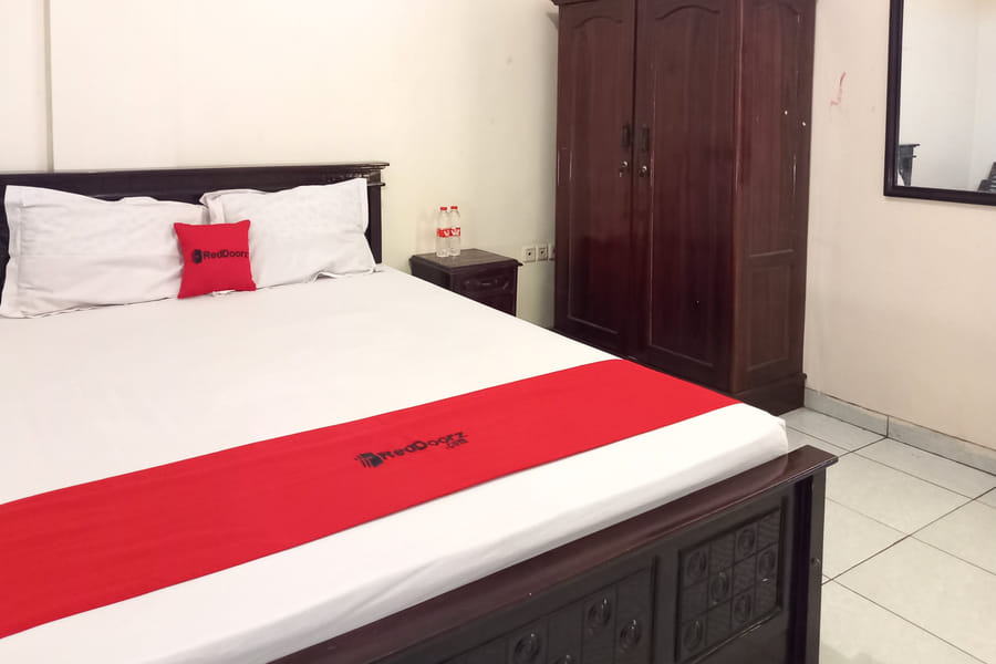 RedDoorz Syariah @Hotel Pandan Wangi near Alun Alun Sidoarjo