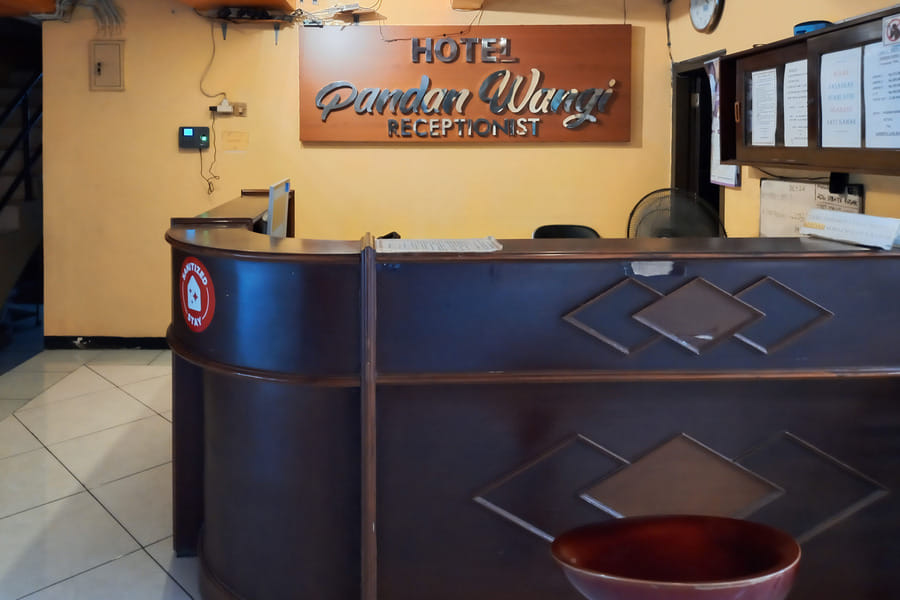 RedDoorz Syariah @Hotel Pandan Wangi near Alun Alun Sidoarjo